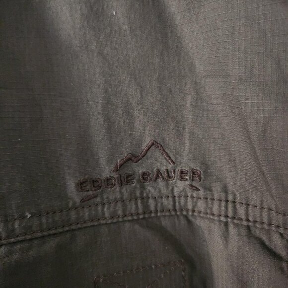 EDDIE BAUER Army/Khaki Green Short Sleeve Button Up Shirt. Mens M. - Picture 5 of 6